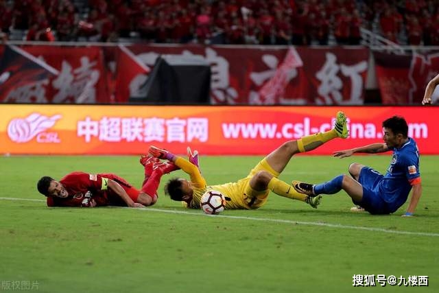 英格兰赛正赛首日特鲁姆普险胜晋级 俩TOP16出局